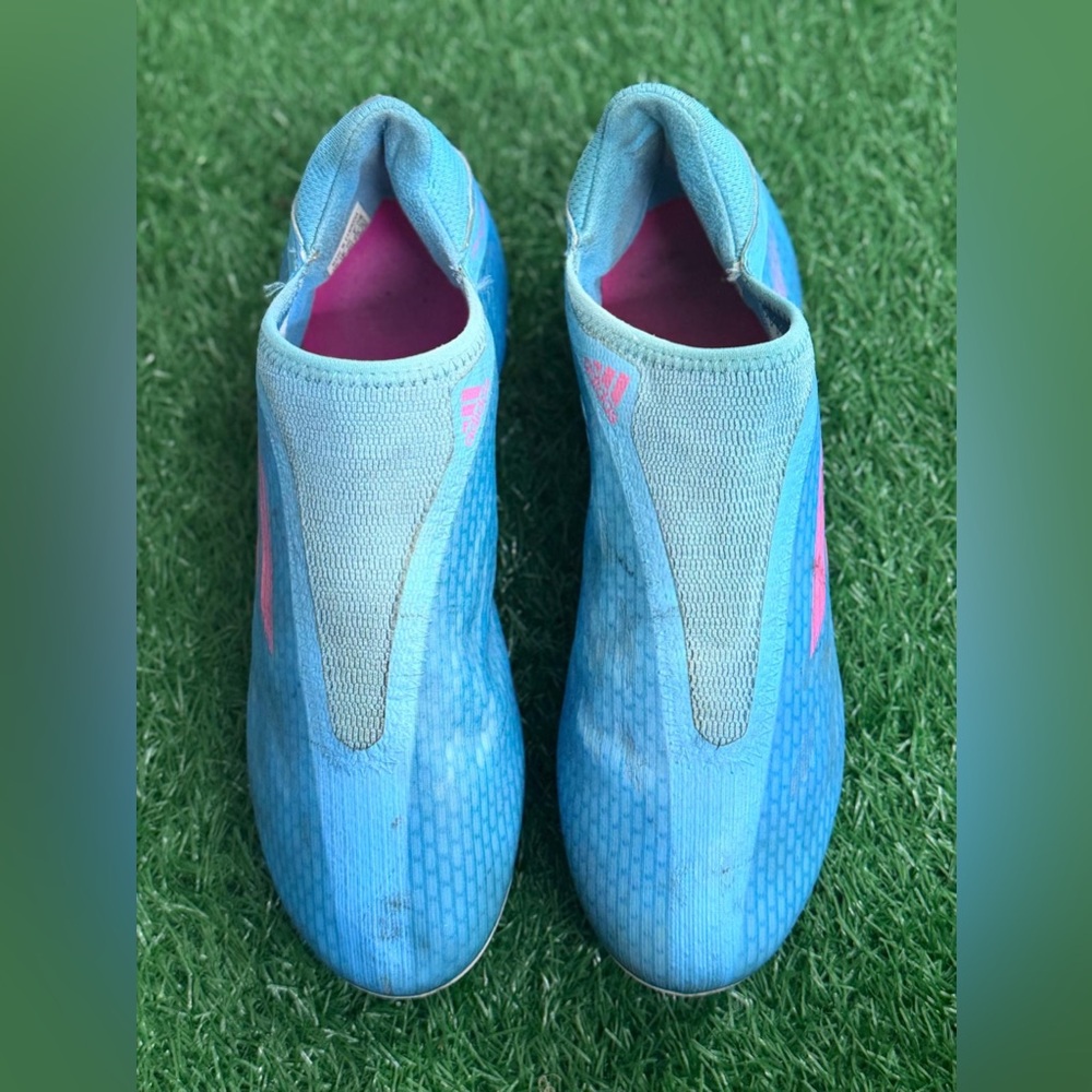 Men’s Blue and Pink Running‎ Cleats Size 9.5